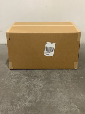 1 Parcel Box – 56 Pcs – T-Shirts, Polos, Sweaters, Underwear & Socks – Untested Customer Returns – Under Armour, Columbia, Darn Tough, Wrangler – Outdoor Retailer