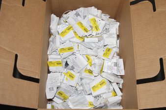 2 Boxes – 199 Pcs – In Ear Headphones, Other, Nintendo – Untested Customer Returns – Apple, Capcom, OtterBox, RIG