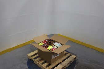 Box – 129 Pcs – Safety Clothing & Equipment – Untested Customer Returns – Milwaukee