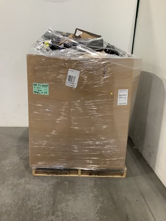 1 Pallets – 102 Pcs – Mens – Untested Customer Returns – Outdoor Retailer