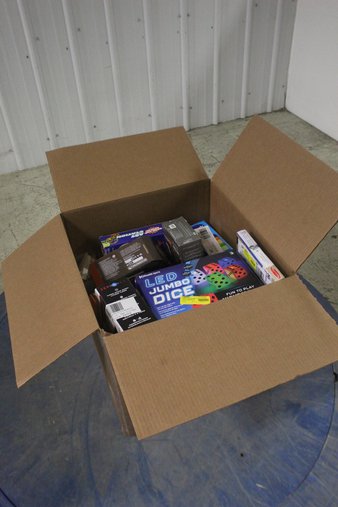 1 Parcel Box – 28 Pcs – Action Figures, Vehicles, Trains & RC, Boardgames, Puzzles & Building Blocks, Not Powered – OPEN BOX UNTESTED RETURNS – Walmart