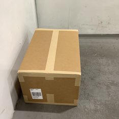 1 Parcel Box - 33 Pcs - T-Shirts, Polos, Sweaters, Jackets & Outerwear - Untested Customer Returns - Columbia, The North Face, Under Armour - Outdoor Retailer