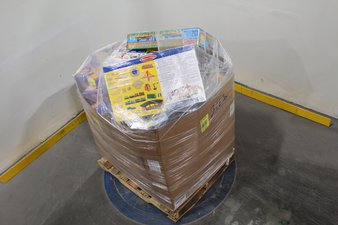 3 Pallets – 449 Pcs – New Storage & Organization, Action Figures, Arts & Crafts, Cases – New and New Damaged Box – Walmart