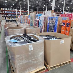 Truckload 24 Pallets - 330 Pcs - LED & LCD - Damaged / Missing Parts / Tested NOT WORKING - VIZIO, Onn, HISENSE, Samsung