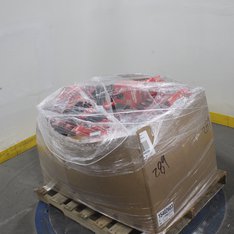 1 Pallet - 178 Pcs - Milwaukee Kitchen & Dining, Arts & Crafts, T-Shirts, Polos, Sweaters, Camping & Hiking - Major Retailer