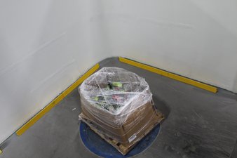 1 Pallet – 51 Pcs – Milwaukee Safety Clothing & Equipment – Major Retailer