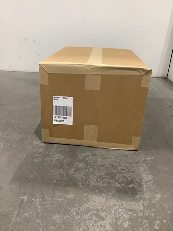1 Parcel Box – 34 Pcs – T-Shirts, Polos, Sweaters, Jackets & Outerwear – Untested Customer Returns – Under Armour, Columbia, ARIAT, The North Face – Outdoor Retailer